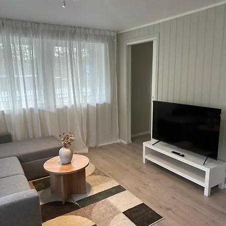 شقة Lys Rent Og Trivelig Hybelleilighet كريستينساند